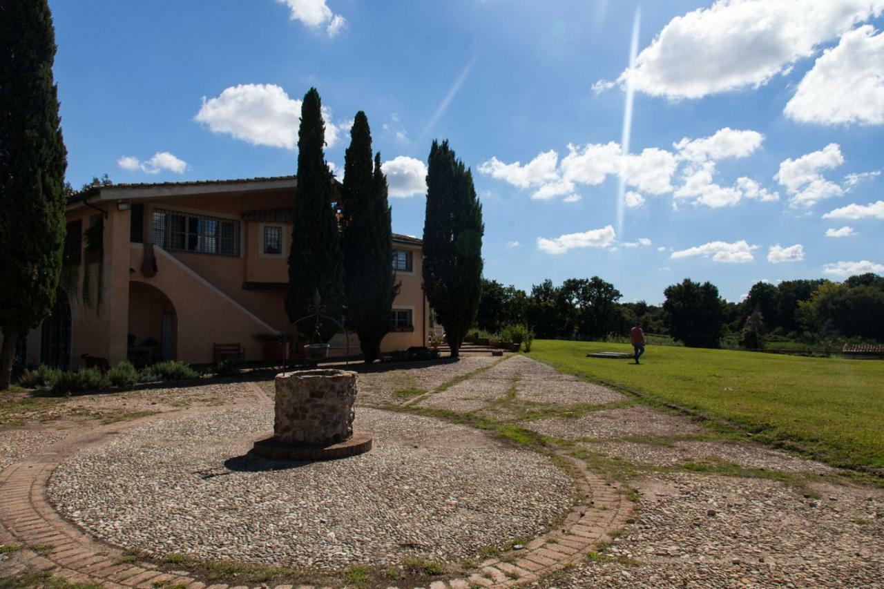 Borgo Del Gelso Bed & Breakfast Olgiata Exterior photo